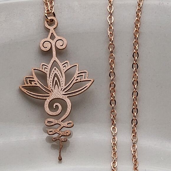 Boho Rose Gold Necklace - Picture 2 of 5
